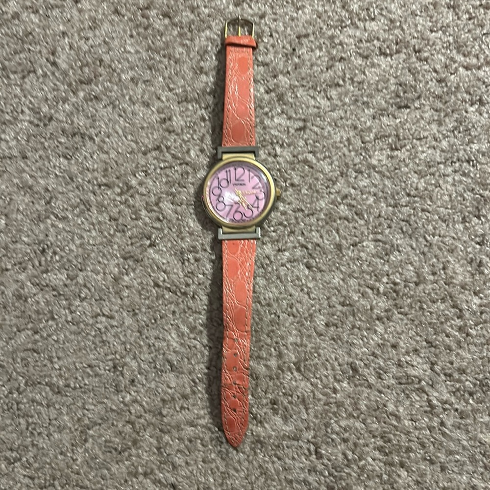 Unitron women’s vintage pink genuine‎ leather adjustable watch